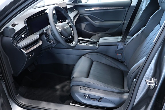Skoda Superb 6 of 12