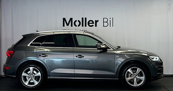 Audi Q5 2 of 5