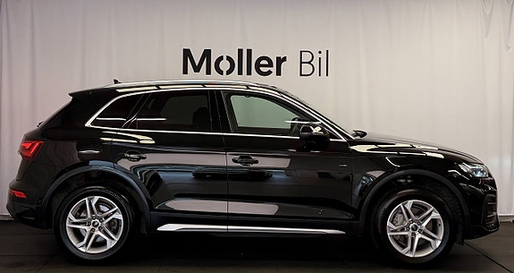 Audi Q5 2 of 5