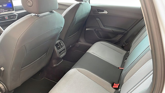 Seat Leon 12 of 14