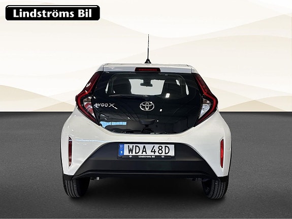 Toyota Aygo X 8 of 20