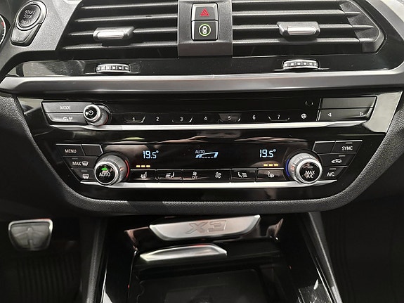 BMW X3 13 of 16