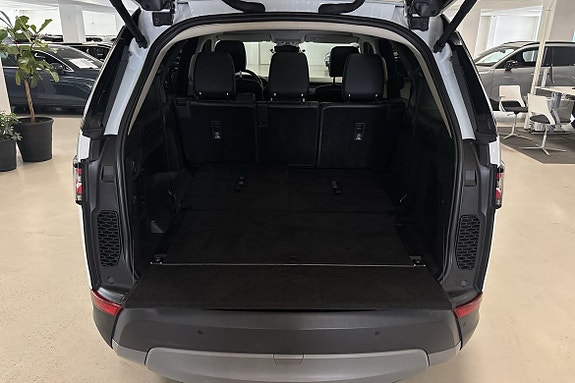 Land Rover Discovery 3 of 5