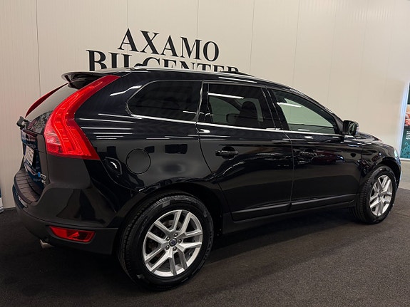 Volvo XC60 4 of 21