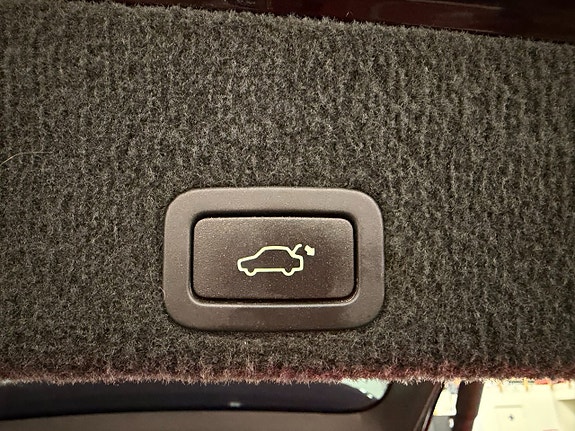 Volvo XC60 18 of 21