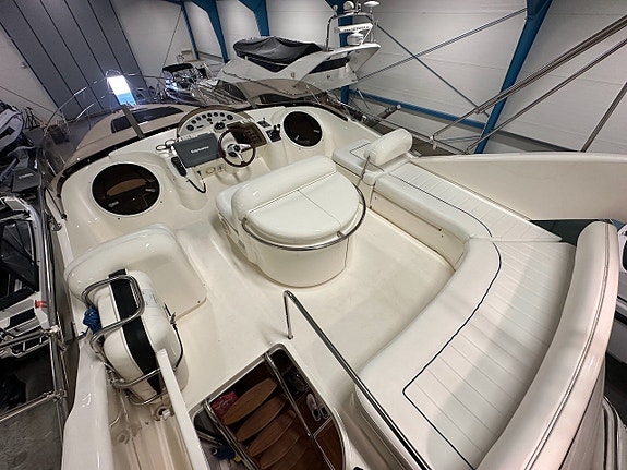 Fairline Squadron 50, -97 *VIDEO 6 of 12