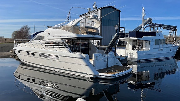 Fairline Squadron 50, -97 *VIDEO 2 of 5