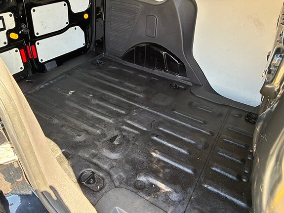 Ford Transit Connect 5 of 5