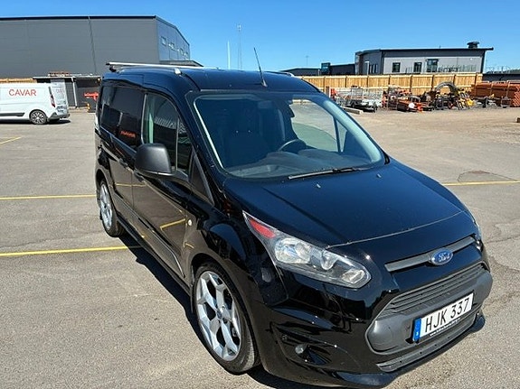 Ford Transit Connect 2 of 5