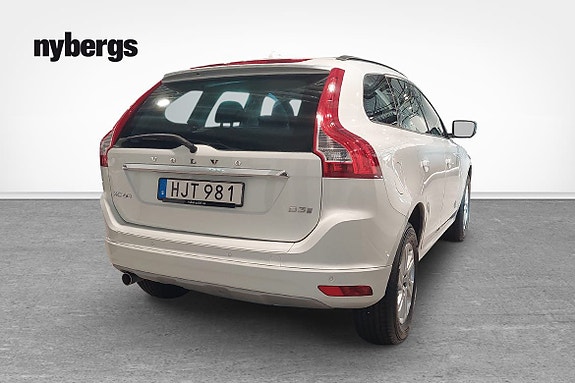 Volvo XC60 4 of 5