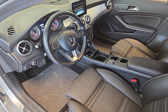Mercedes-Benz CLA220 d 10 of 20
