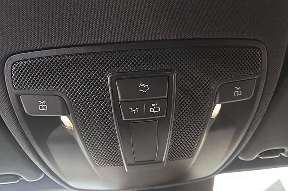 Mercedes-Benz CLA220 d 17 of 20