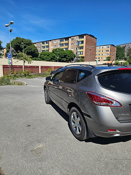 Nissan Murano 4 of 5