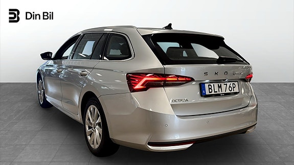 Skoda Octavia 3 of 5