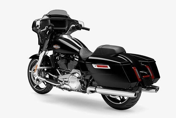 Harley-Davidson Street Glide 5 of 7