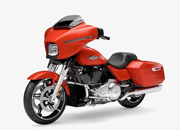 Harley-Davidson Street Glide 4 of 8