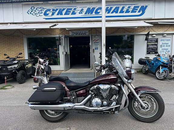 Yamaha XVS1300A Midnight Star 1.3