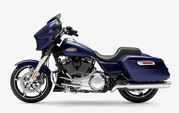 Harley-Davidson Street Glide 5 of 8
