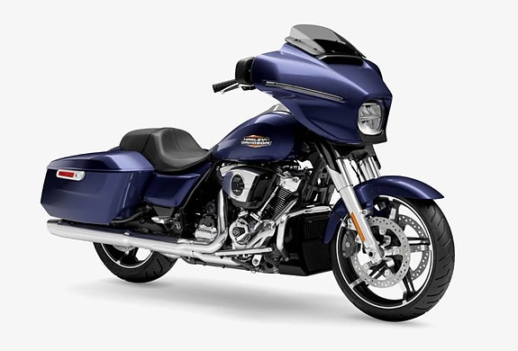 Harley-Davidson Street Glide 2 of 8