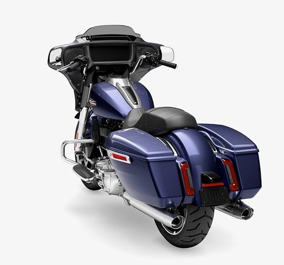 Harley-Davidson Street Glide 6 of 8