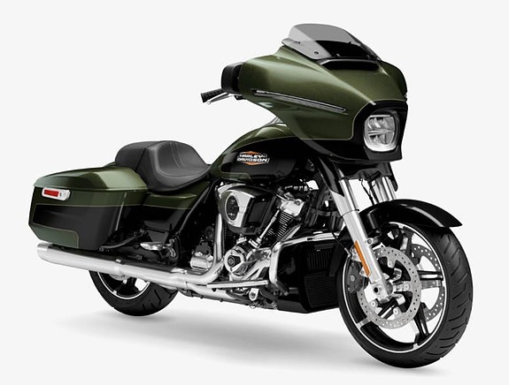 Harley-Davidson Street Glide 2 of 8