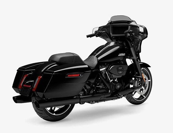 Harley-Davidson Street Glide 8 of 8