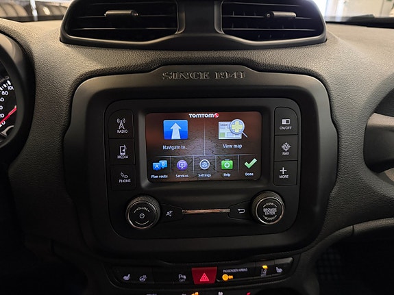 Jeep Renegade 5 of 13
