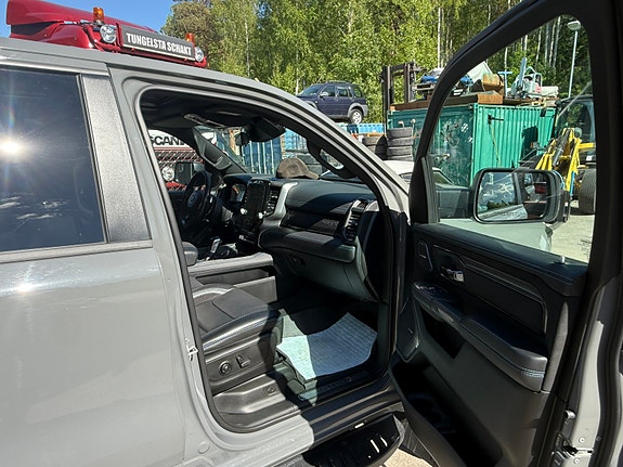 RAM 1500 12 of 15