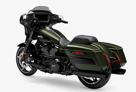 Harley-Davidson Street Glide 6 of 8