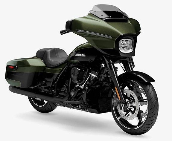 Harley-Davidson Street Glide 2 of 8