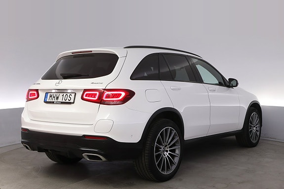 Mercedes-Benz GLC300 e 5 of 5