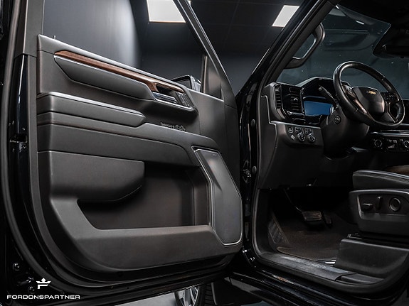 Chevrolet Silverado 1500 17 of 30
