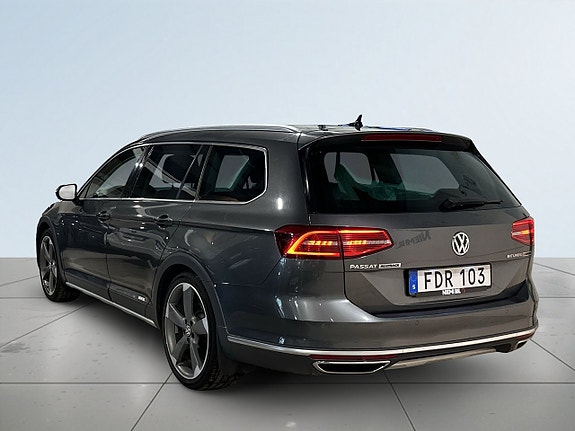 Volkswagen Passat Alltrack 5 of 5