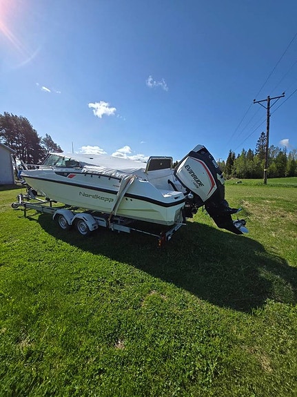 Nordkapp Avant 705, Evinrude 250 hk samt BT Trailer 80 km/h 3 of 8