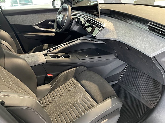 Peugeot 5008 13 of 18
