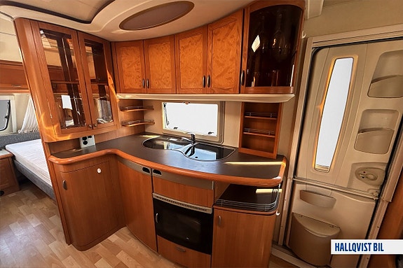Hobby 610 Ul Prestige Långbädd 10 of 15