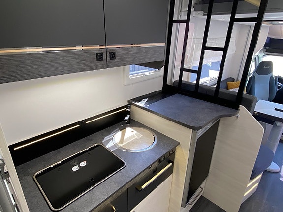 Chausson 660 EXCLUSIVE LINE *Taksäng *Extradörr *Automat 6 of 28