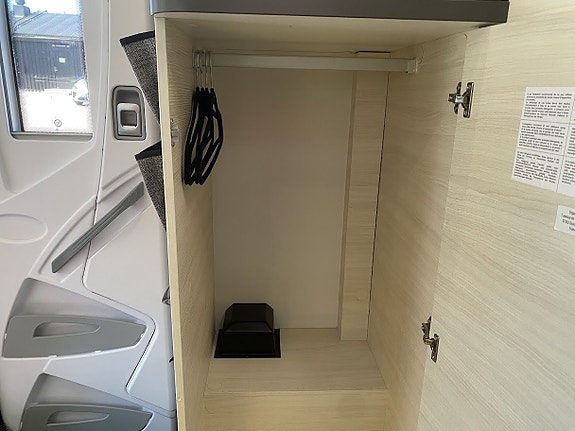 Chausson 660 EXCLUSIVE LINE *Taksäng *Extradörr *Automat 15 of 28