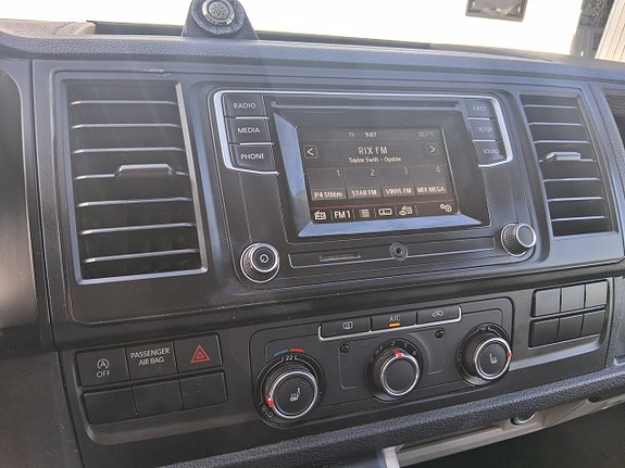 Volkswagen Transporter 12 of 15