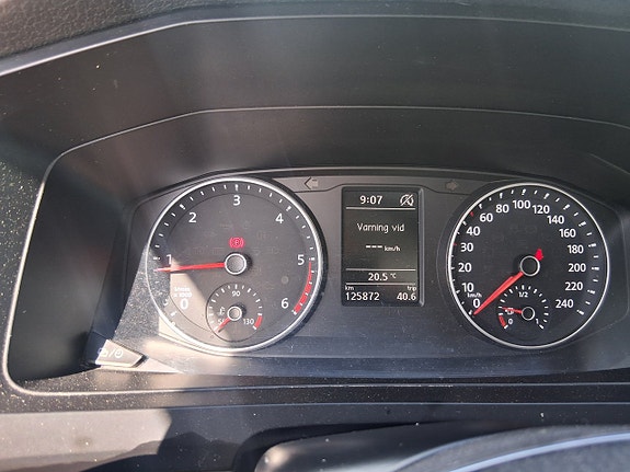 Volkswagen Transporter 11 of 15