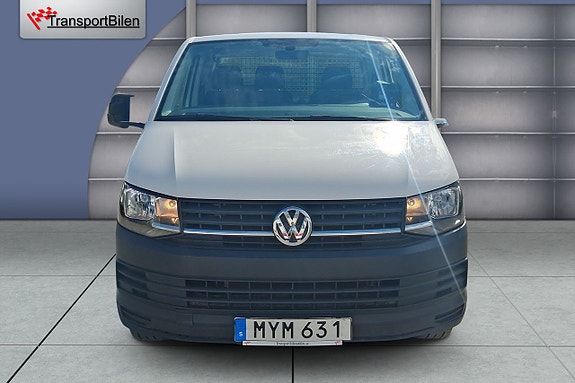 Volkswagen Transporter 8 of 15