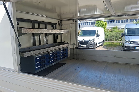 Volkswagen Transporter 14 of 15