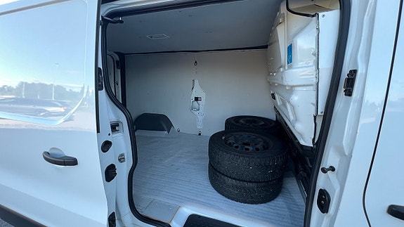 Renault Trafic 7 of 7