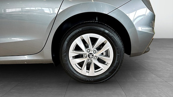 Skoda Fabia 6 of 13