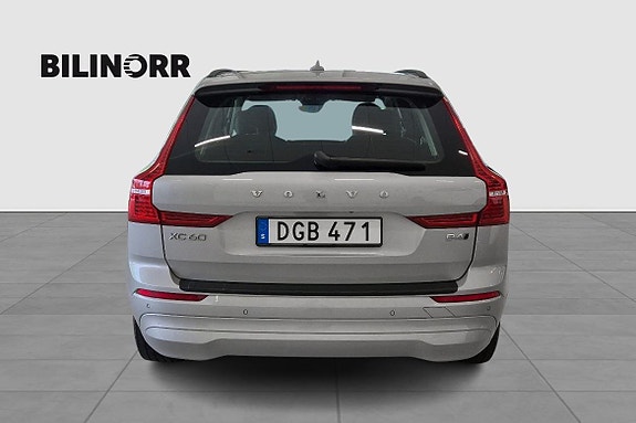 Volvo XC60 4 of 5
