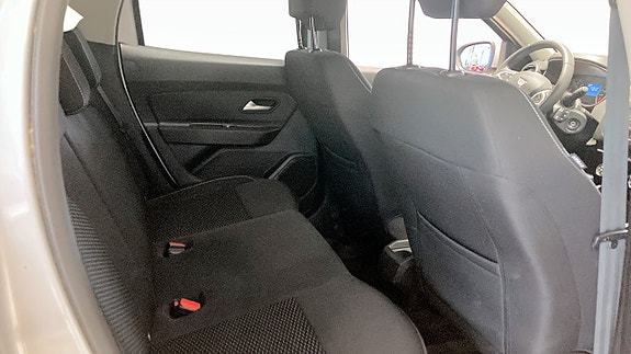 Dacia Duster 5 of 16