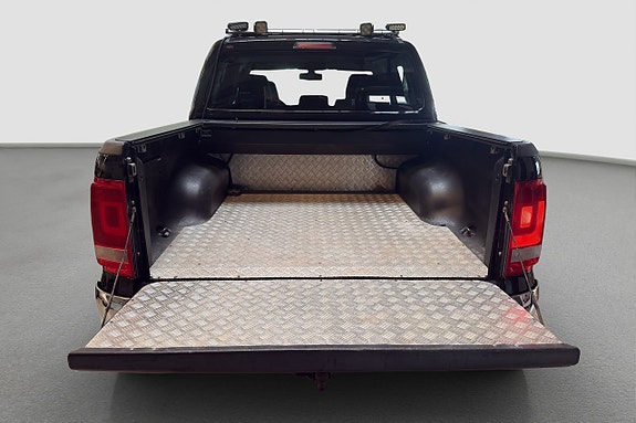 Volkswagen Amarok 9 of 19