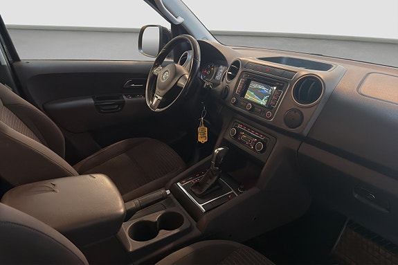 Volkswagen Amarok 11 of 19
