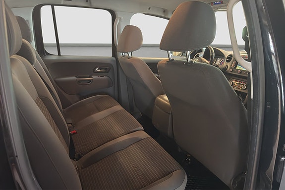 Volkswagen Amarok 10 of 19