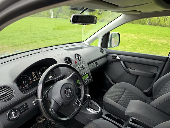 Volkswagen Caddy Maxi 7 of 8